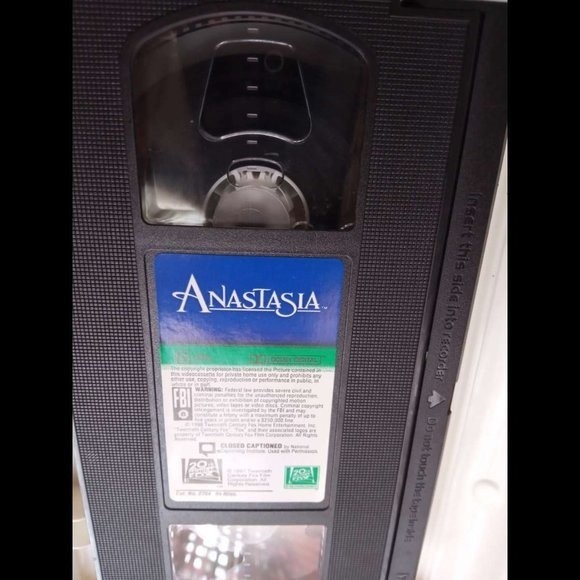 Anastasia 1997 Fox Animated Ryan Cusack Lloyd VHS Cassette Tape Bundle for $1 - Picture 6 of 6